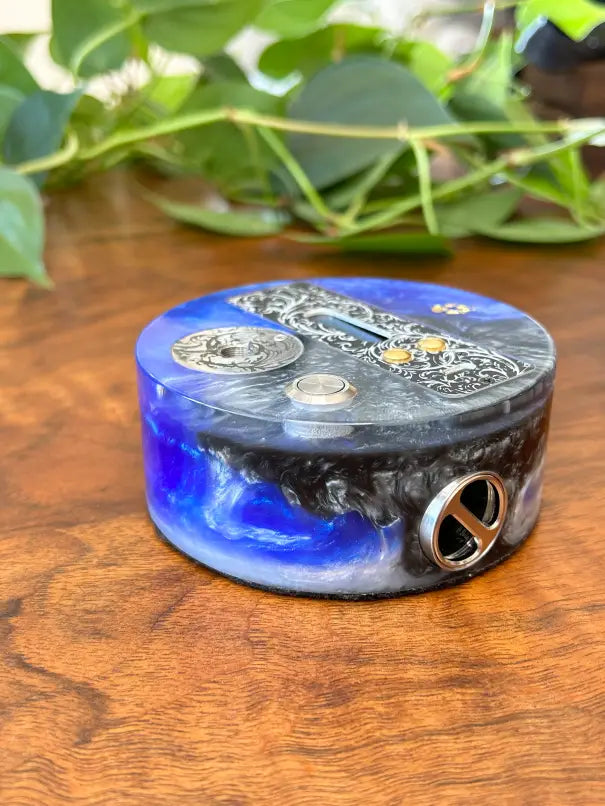 Evolv dna75 Single 18650 build stand ohm reader engraved design - Vapesmarter.org
