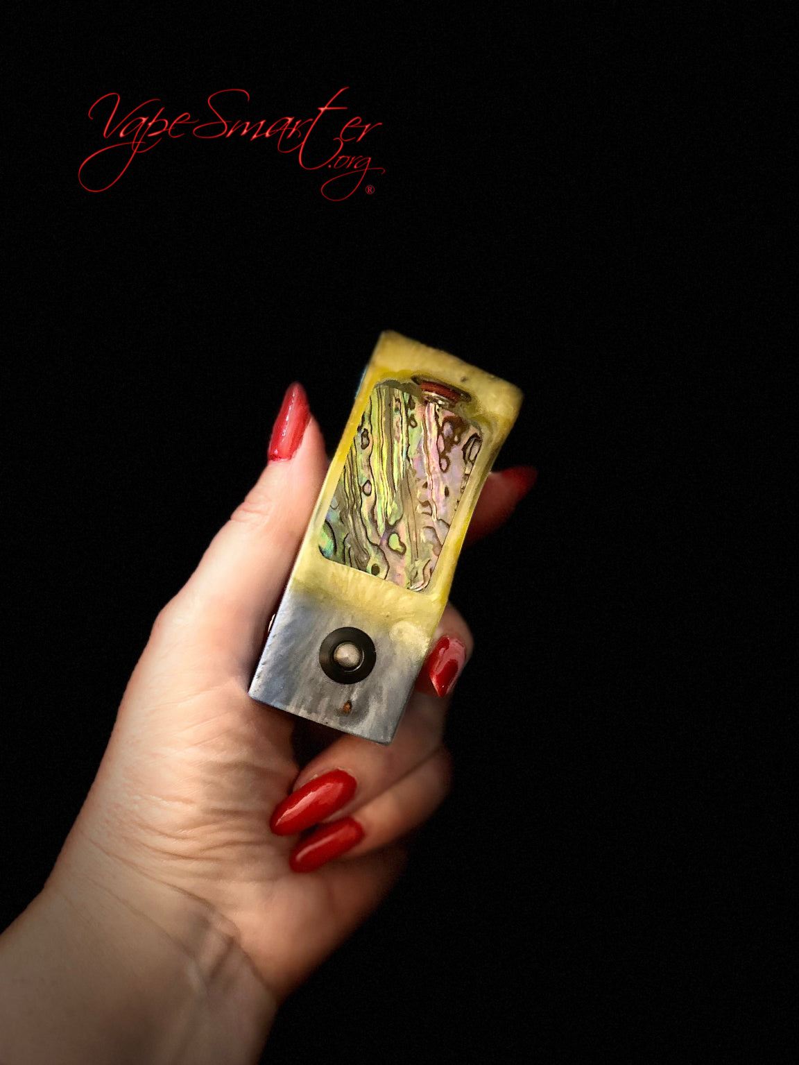 Switched Mechanical clickfet 18650 battery engraved stabwood hybrid boro mod - Vapesmarter.org