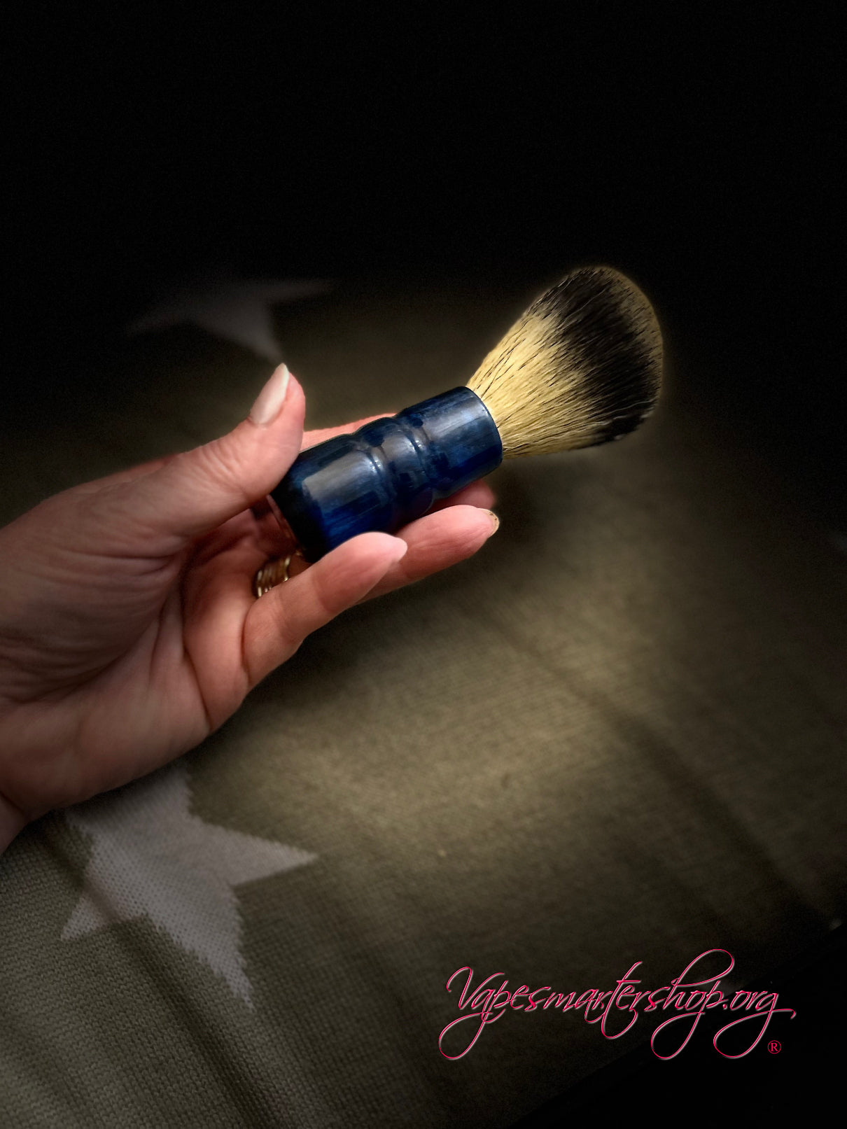 Resin hybrid shaving brush