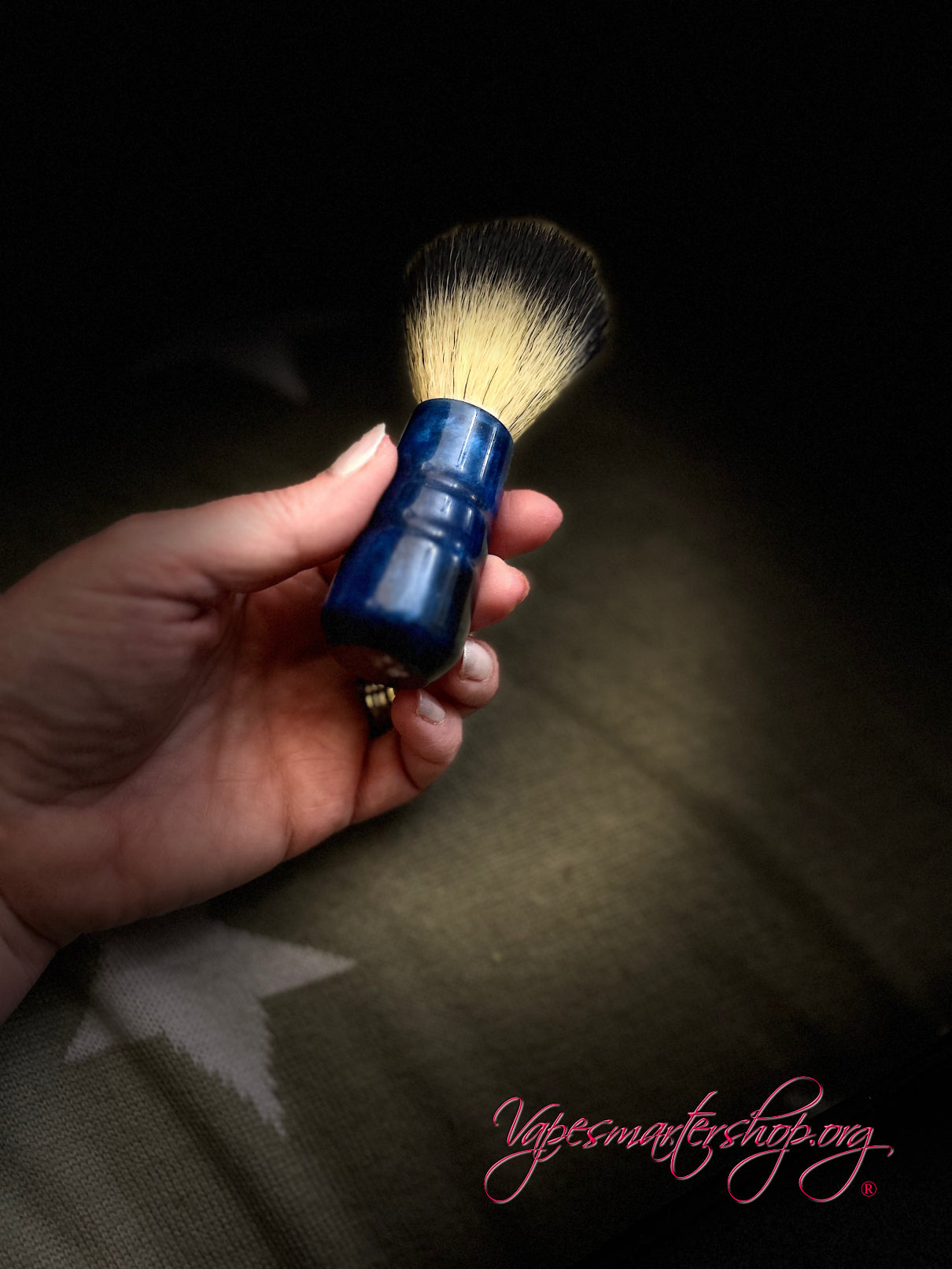 Resin hybrid shaving brush
