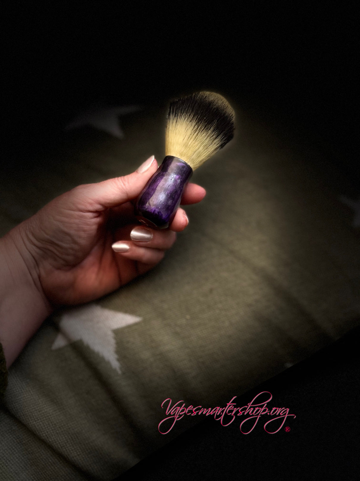 Resin hybrid shaving brush