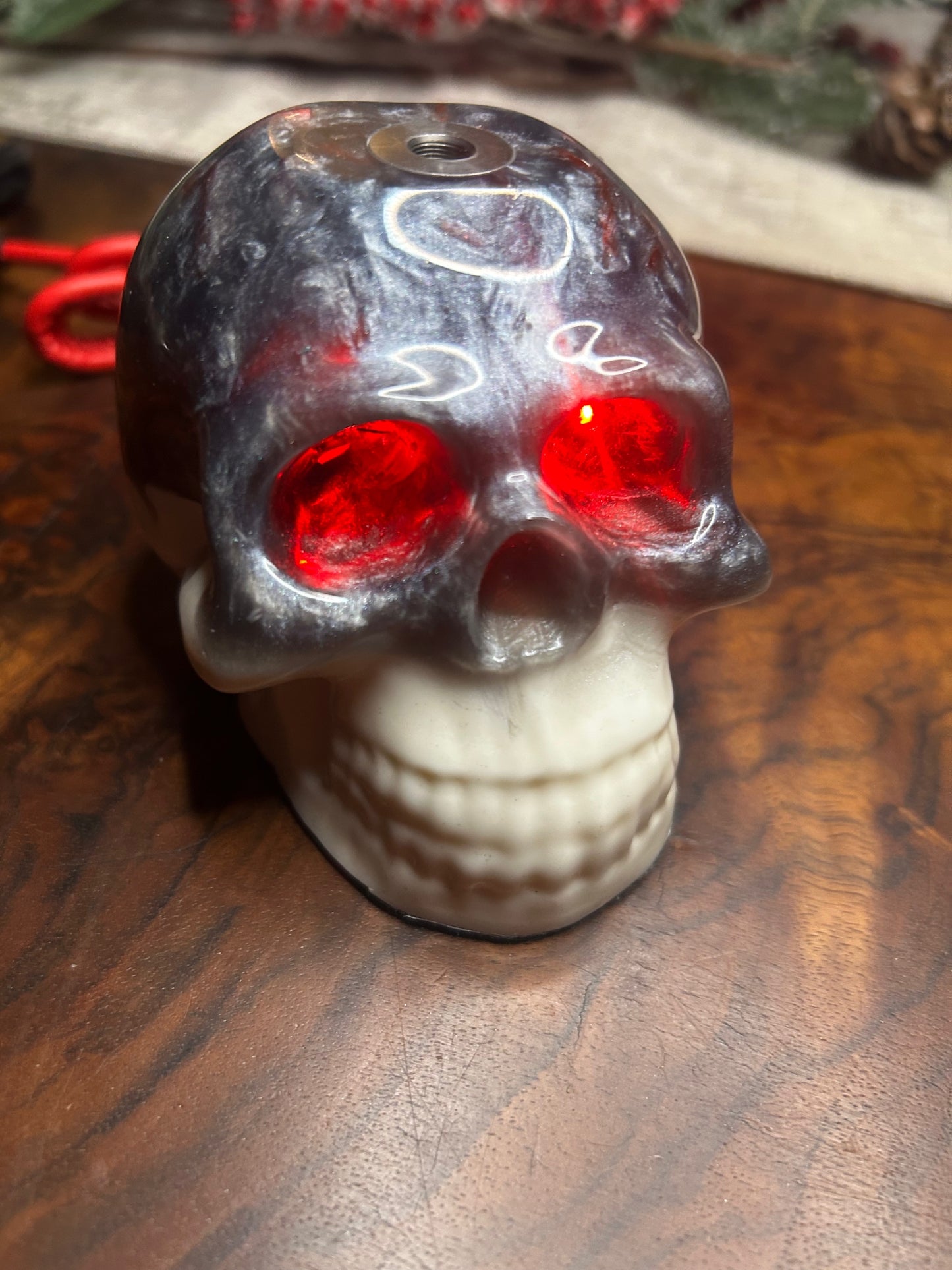 Skull 510 coil tank build stand LED light includes Usb Cable - Vapesmarter.org