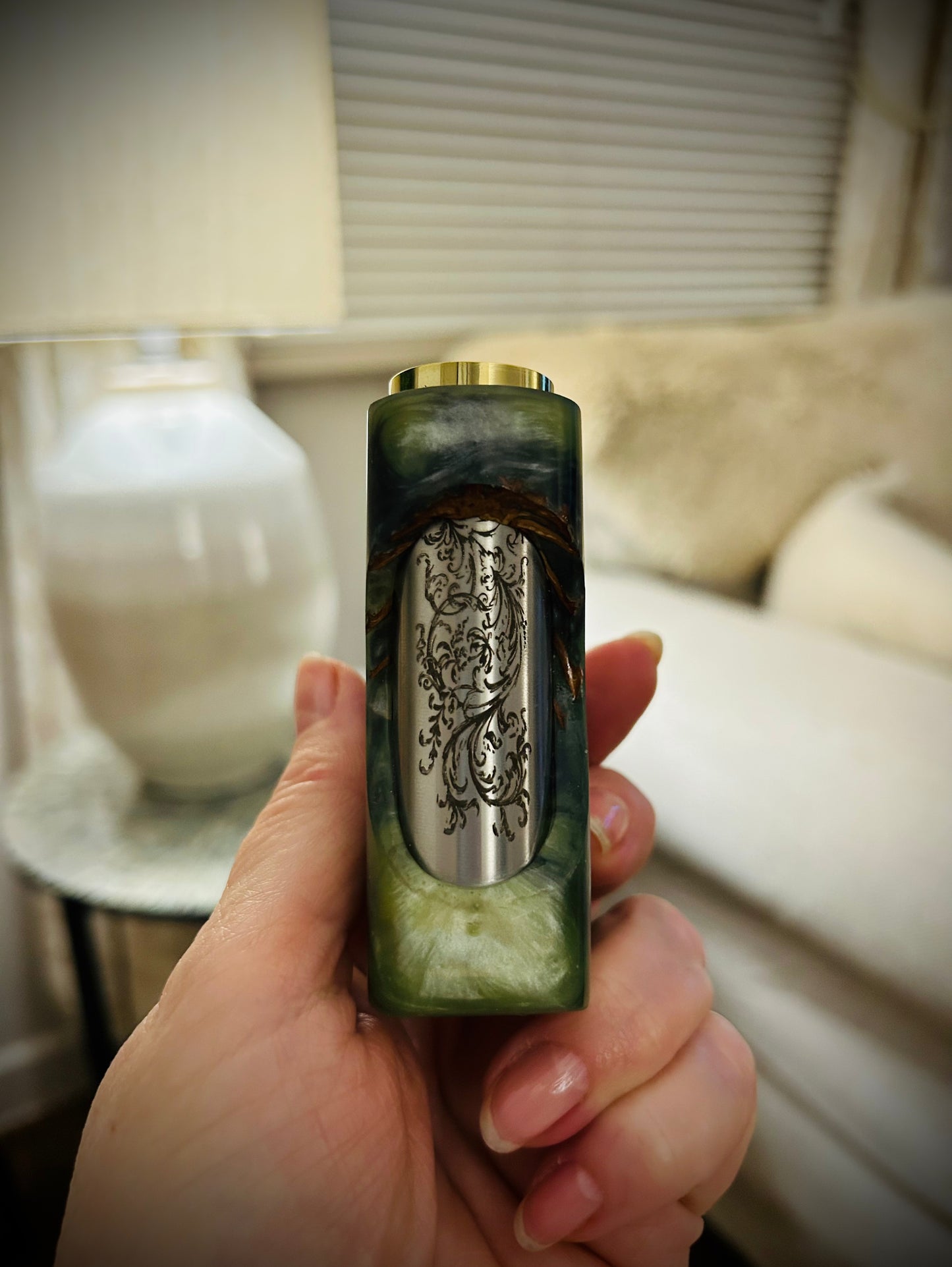 A SBS Single 18650 stabwood switched Mech engraved edition Clickfet mod