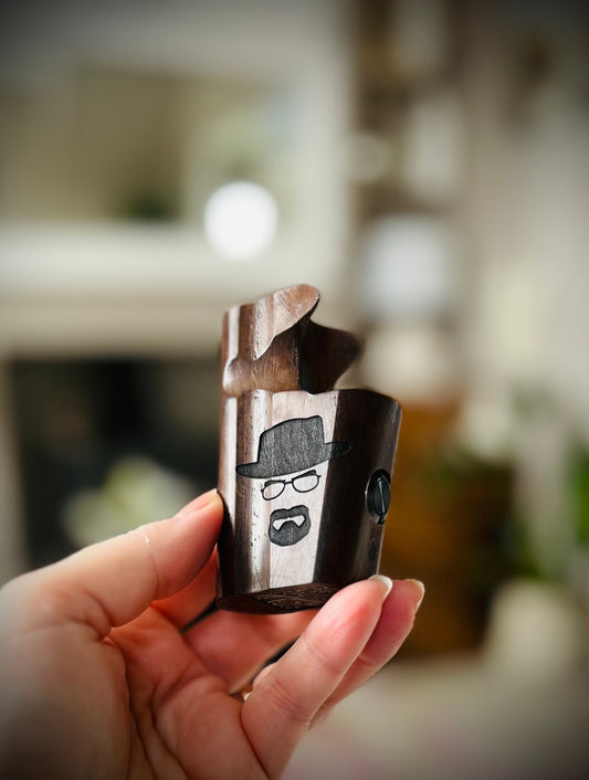 A SBS Single 18650 switched Mech pure wood engraved edition Clickfet mod