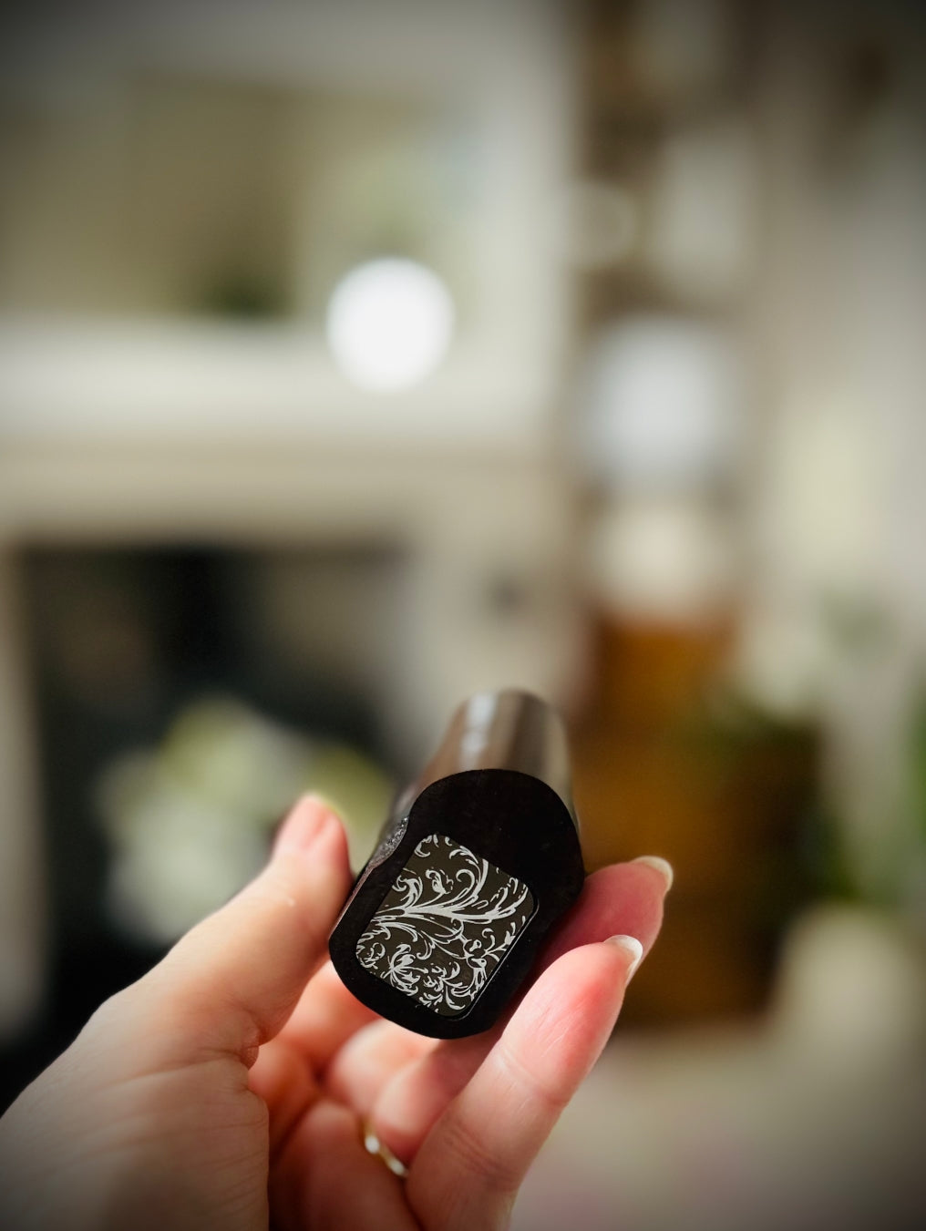 A SBS Single 18650 switched Mech pure wood engraved edition Clickfet mod