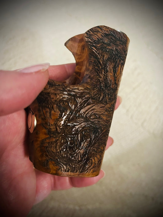 A SBS Single 18650 switched Mech pure wood wolf engraved edition Clickfet mod