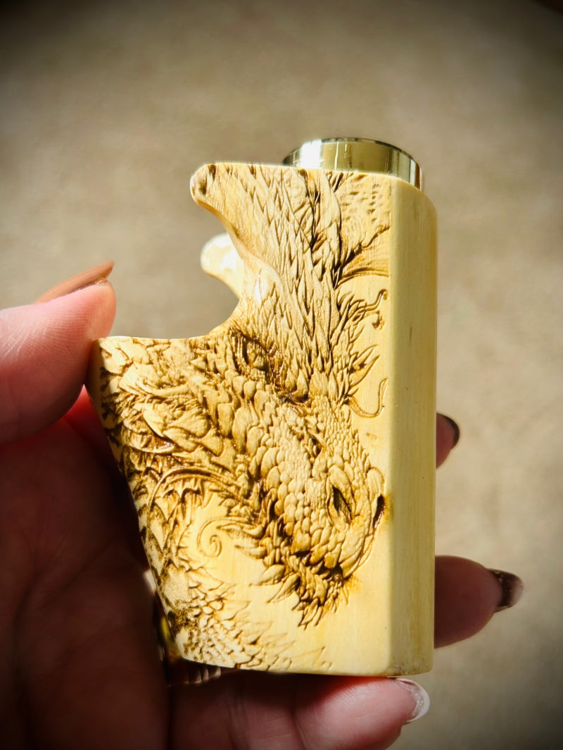 A SBS Single 21700 Lemonwood switched Mech engraved edition Clickfet mod
