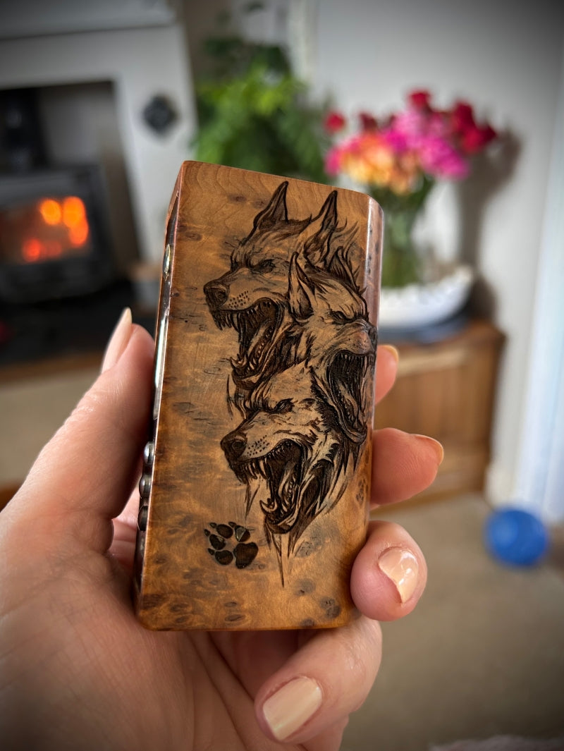 Evolv Dna75c single 18650 battery Engraved Thuya Burl Wood mod