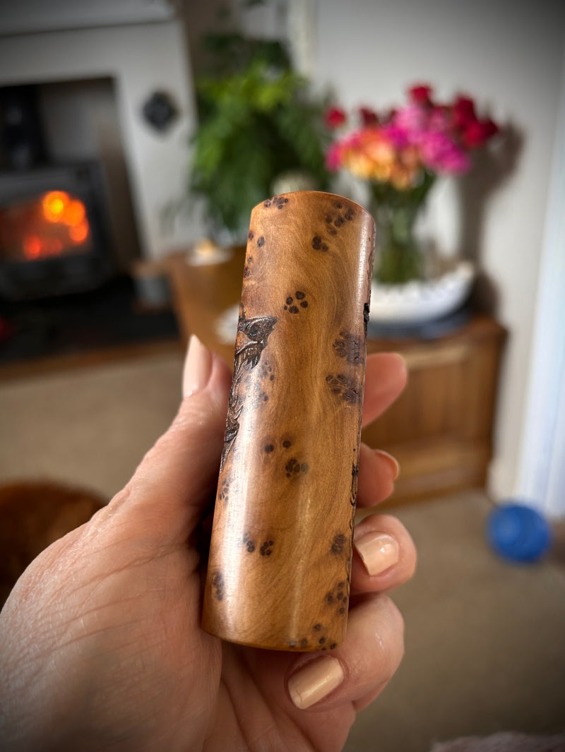 Evolv Dna75c single 18650 battery Engraved Thuya Burl Wood mod