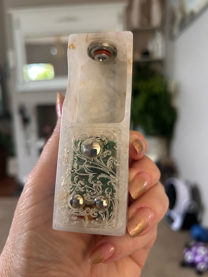 Dna60c single 18650 battery Regulated Boro LOTR edition