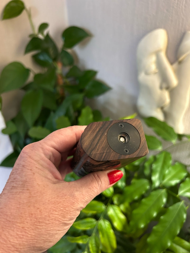 Evolv Dna100c single 21700 battery Engraved rosewood pure wood Mod