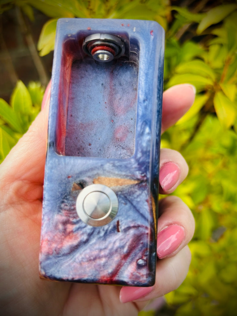Dna75c single 18650 battery Regulated Boro Bespoke mod twin fire button
